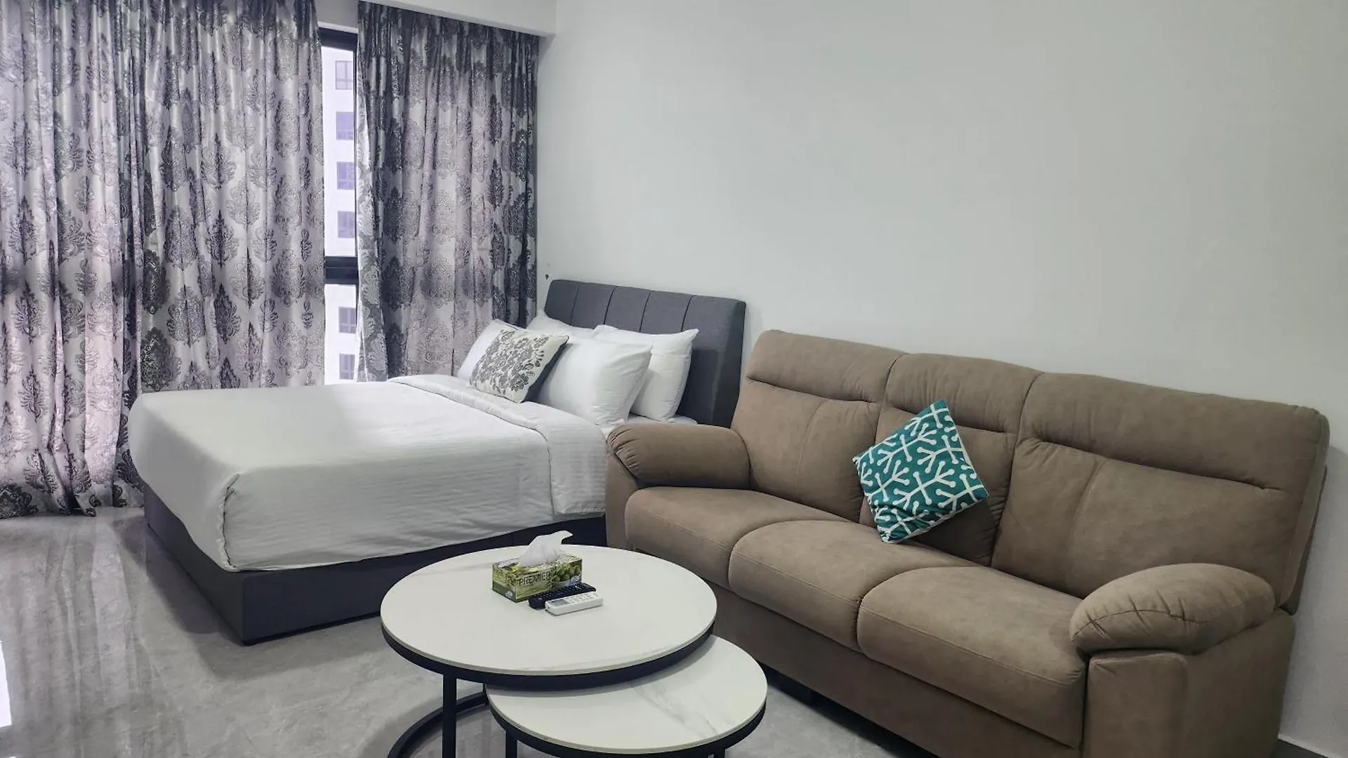 Agile Mb Service Suite At Pavilion Kuala Lumpur Appartement