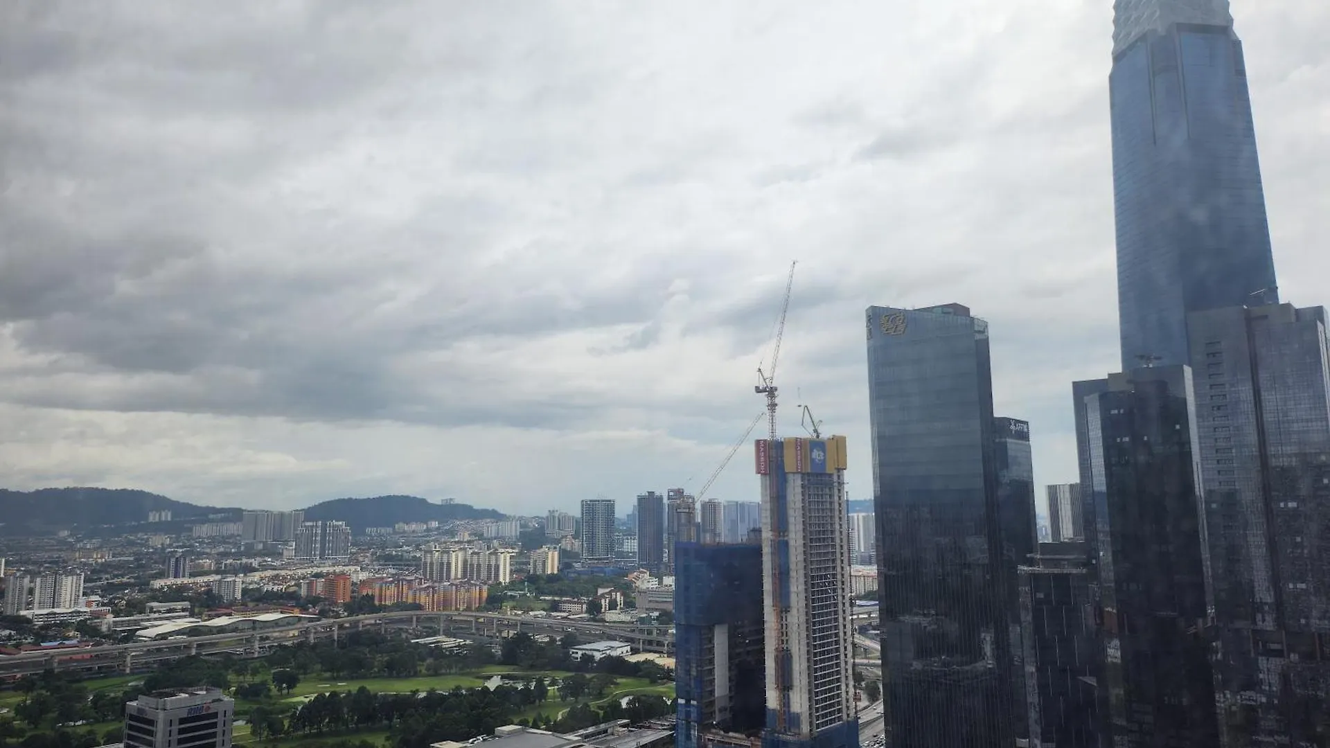 Agile Mb Service Suite At Pavilion Kuala Lumpur